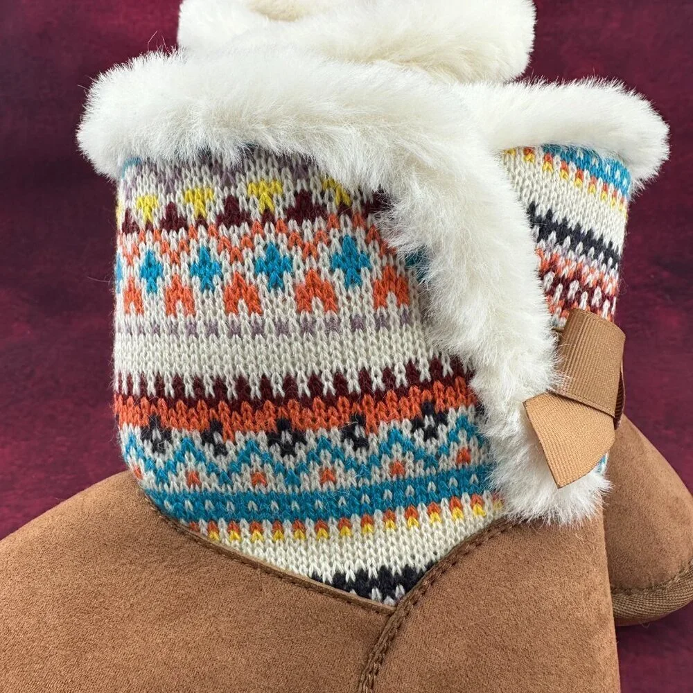 GIRL'S TAN SUEDE BOOTS MULTICOLOR KNITTED BOW AND LINED FAUX FUR, SIZE 13